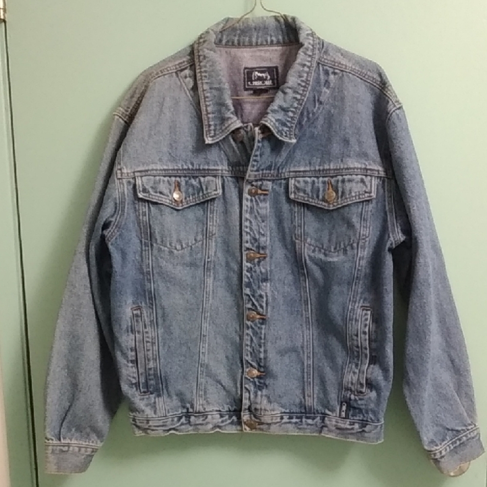 Cherokee Blue Jean  Jacket Size Small